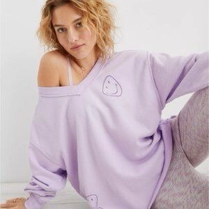 Aerie Oversized Wonder V-Neck Sweatshirt Purple Size XS Smiley Face Graphic